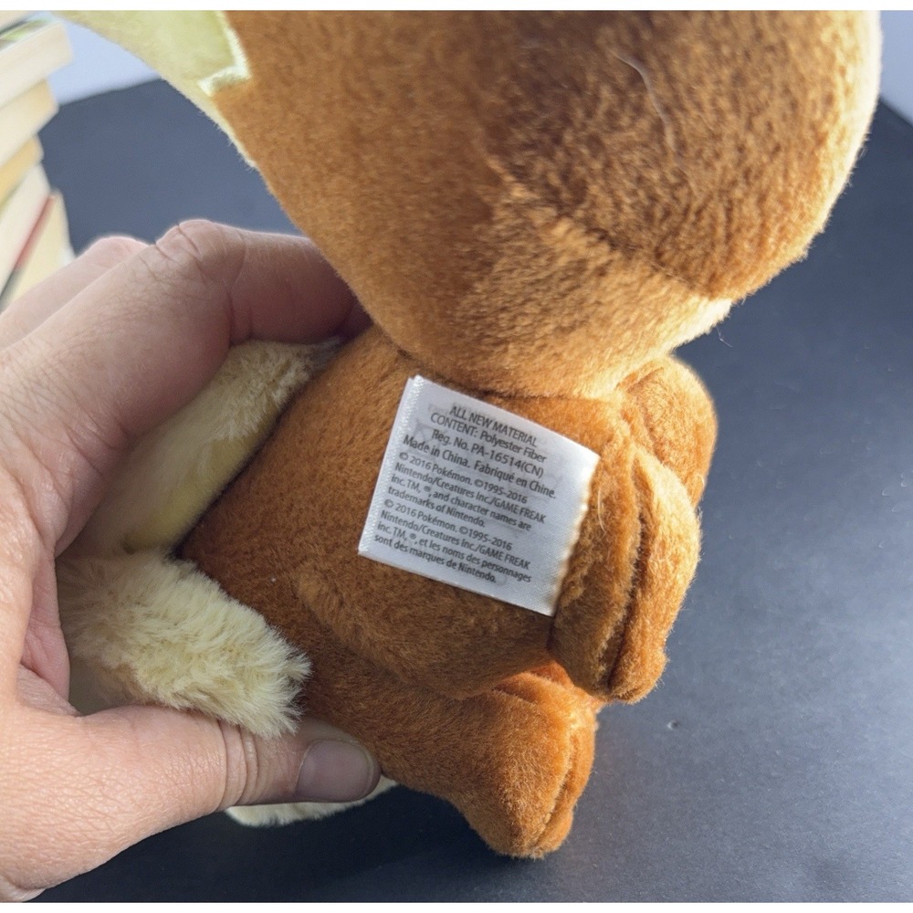Pokemon Eevee Plush Stuffed Animal Toy Tomy 2016 Nintendo 7" Closed Eyes - Picture 9 of 11